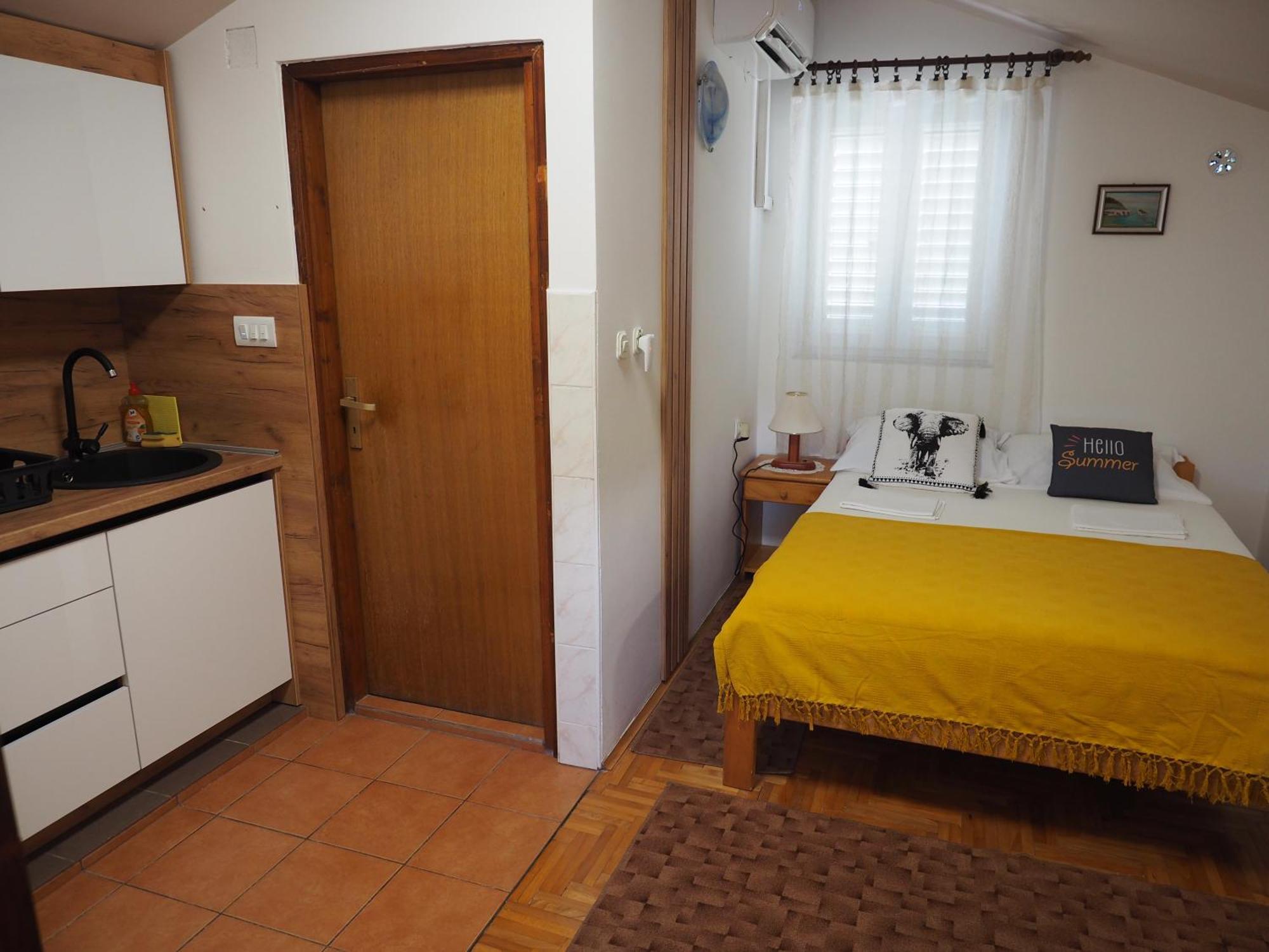 Apartments Miro Kornić Dış mekan fotoğraf